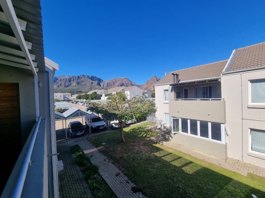 To Let 2 Bedroom Property for Rent in Klein Drakenstein Western Cape